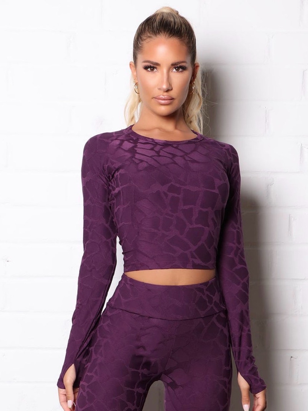 Fashion Nova Sport Purple Textured Long Sleeve Active Crop Top Size Small
